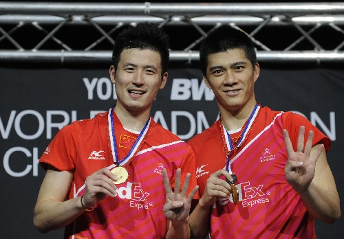 四天两赛 四天两赛