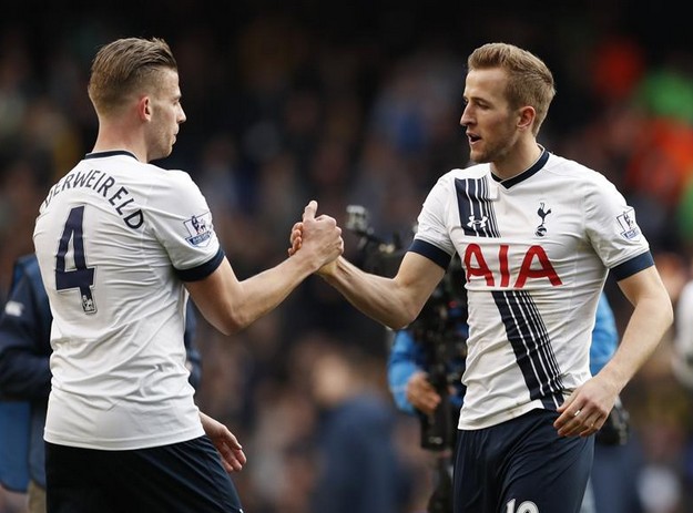 而是把持球 而是把持球